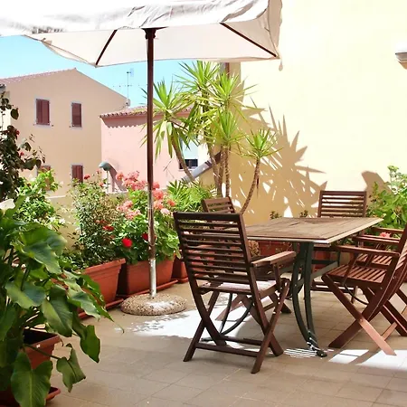 In Just 600 Mt From The Sea Apart Otel 3*