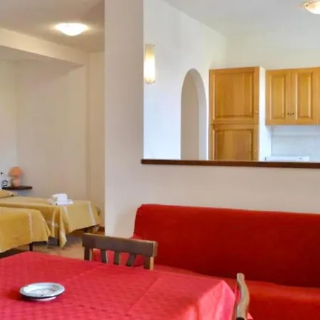 Apart Otel In Just 600 Mt From The Sea Palau